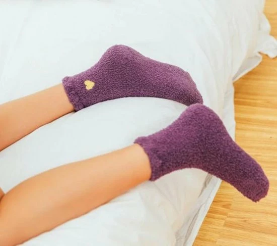 Kopen π€© GrandSock Fluffy Sokken Dames - Huisokken, Warme Winter Sokken - Print Hart - Paars 36-40 - Dikke Sokken - Extra Zacht π 4 Kopen π€© GrandSock Fluffy Sokken Dames - Huisokken, Warme Winter Sokken - Print Hart - Paars 36-40 - Dikke Sokken - Extra Zacht π - Afbeelding 2