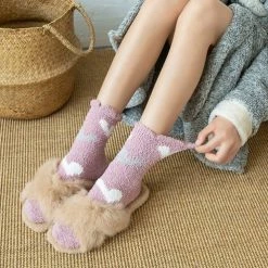 Promo 😀 GrandSock Fluffy Sokken Dames - 3 Paar - Box - Huissokken - Dikke Sokken - Winter Sokken - Roze - Paars - Blauw - Wit - Grijs - 36-40 - Mix / Random / Surprise ✔️ -Beenmode Winkel 550x496 3