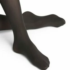 Kopen 🛒 FALKE Seidenglatt Fijn Elegant Comfortabel Hoogwaardig Oondorzichtig Zonder Motief Met Glans Half Ondoorzichtig 40 Denier Zwart Dames Panty - Maat S 🤩 -Beenmode Winkel 550x660 24