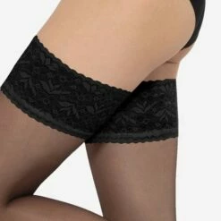 Coupon 🌟 Gatta Matte Hold Up Kousen Met Brede Kant Michelle Van 20 Denier, Maat 3-4 (M/L) Kleur Zwart 😉 -Beenmode Winkel 550x790 2